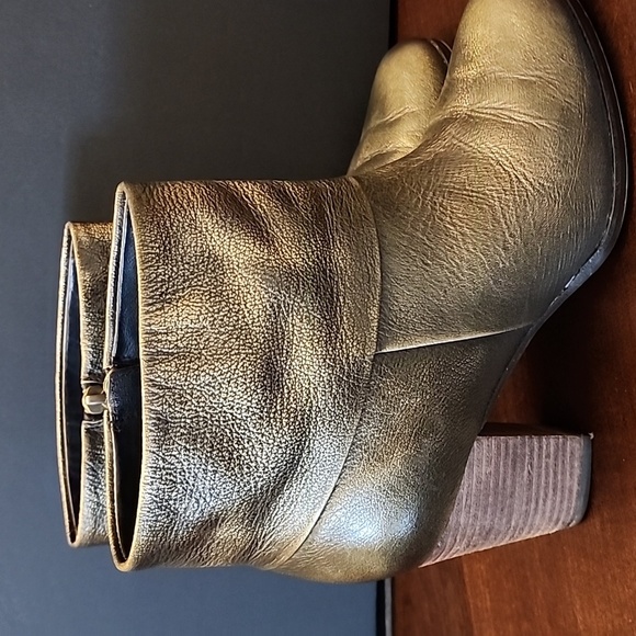 Cole Haan Nike Air Metallic boots Size 7B - Picture 3 of 8